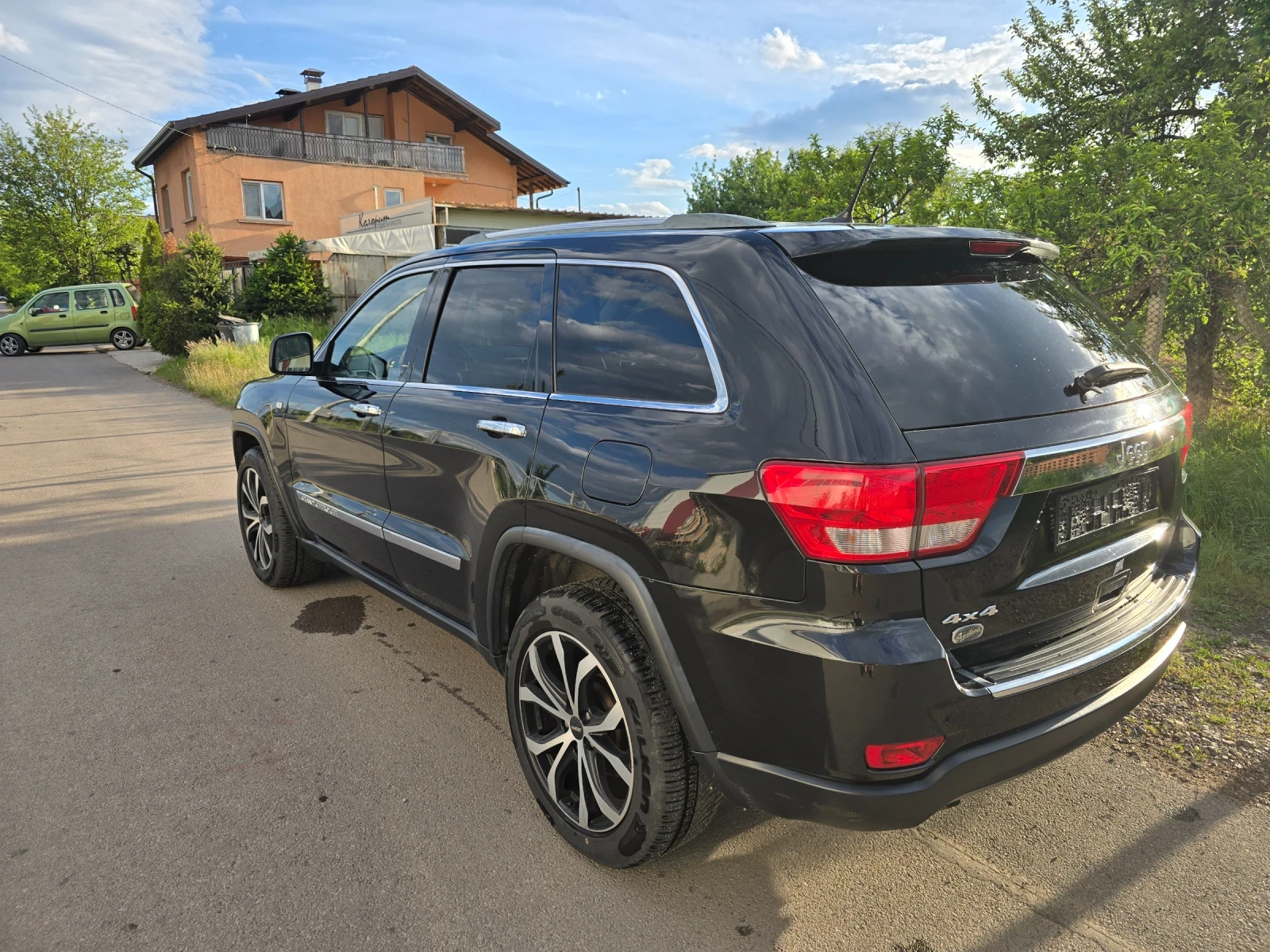 Jeep Grand cherokee 3.6 БЕНЗИНОВ OVERLAND, снимка 3 - Автомобили и джипове - 54571698