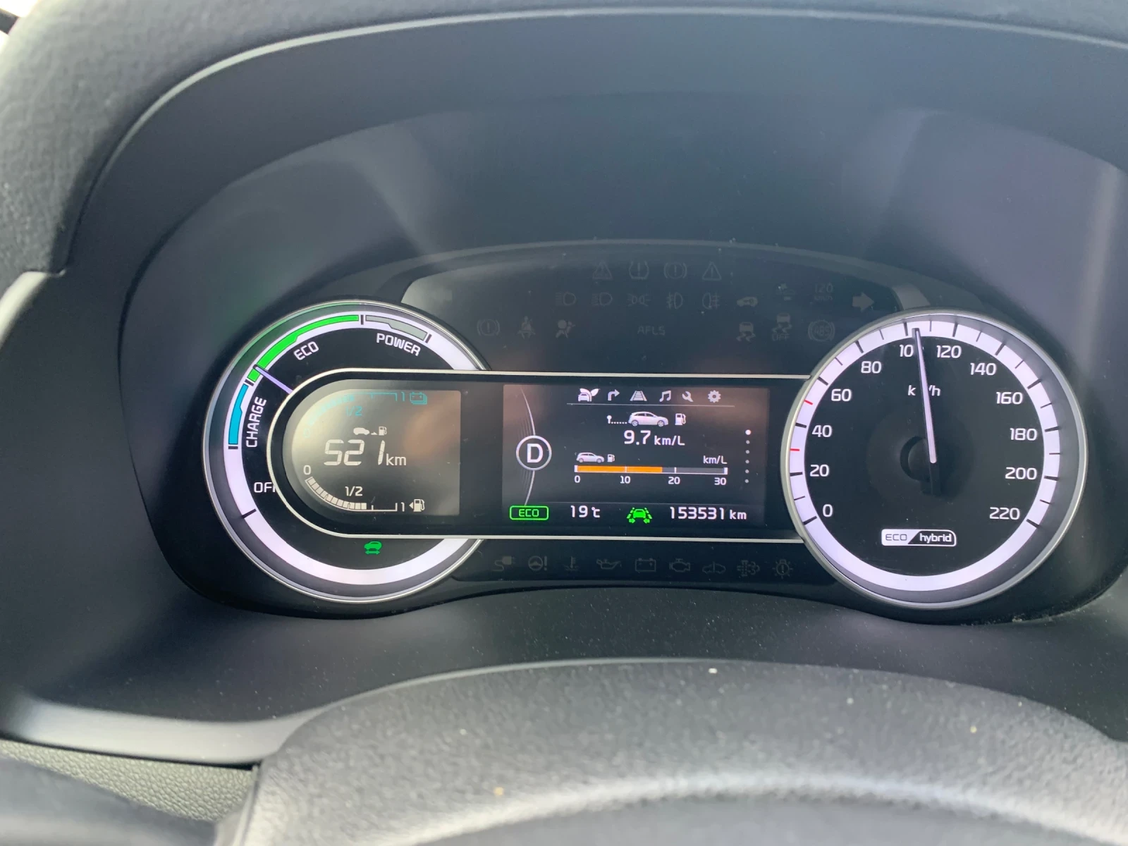 Kia Niro, снимка 7 - Автомобили и джипове - 54773669