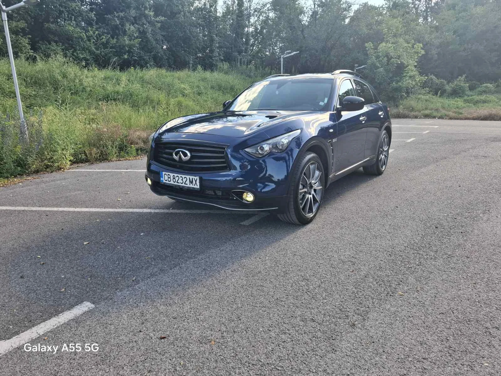 Infiniti QX70