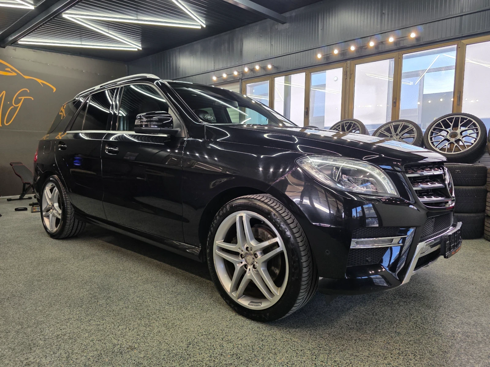 Mercedes-Benz ML 350 AMG DESIGNO, снимка 4 - Автомобили и джипове - 55424475