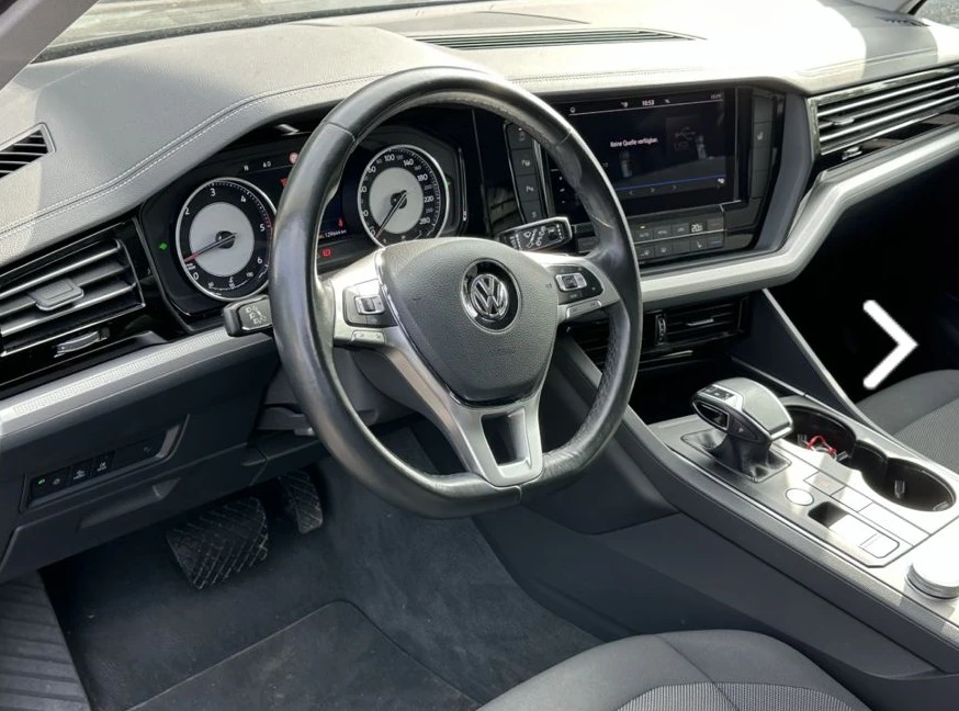 VW Touareg 3.0 V6 TDI 4Motion, снимка 4 - Автомобили и джипове - 56642556