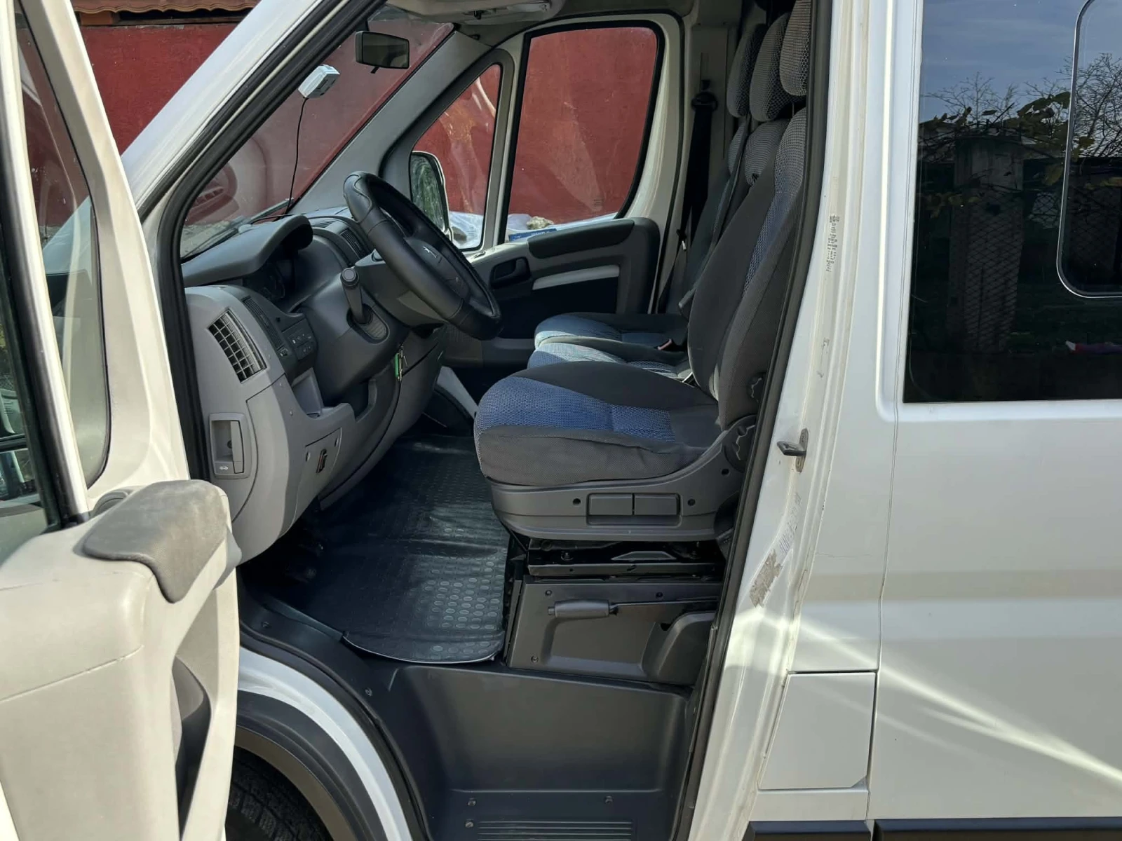 Peugeot Boxer 3.0 19 МЕСТА - изображение 8