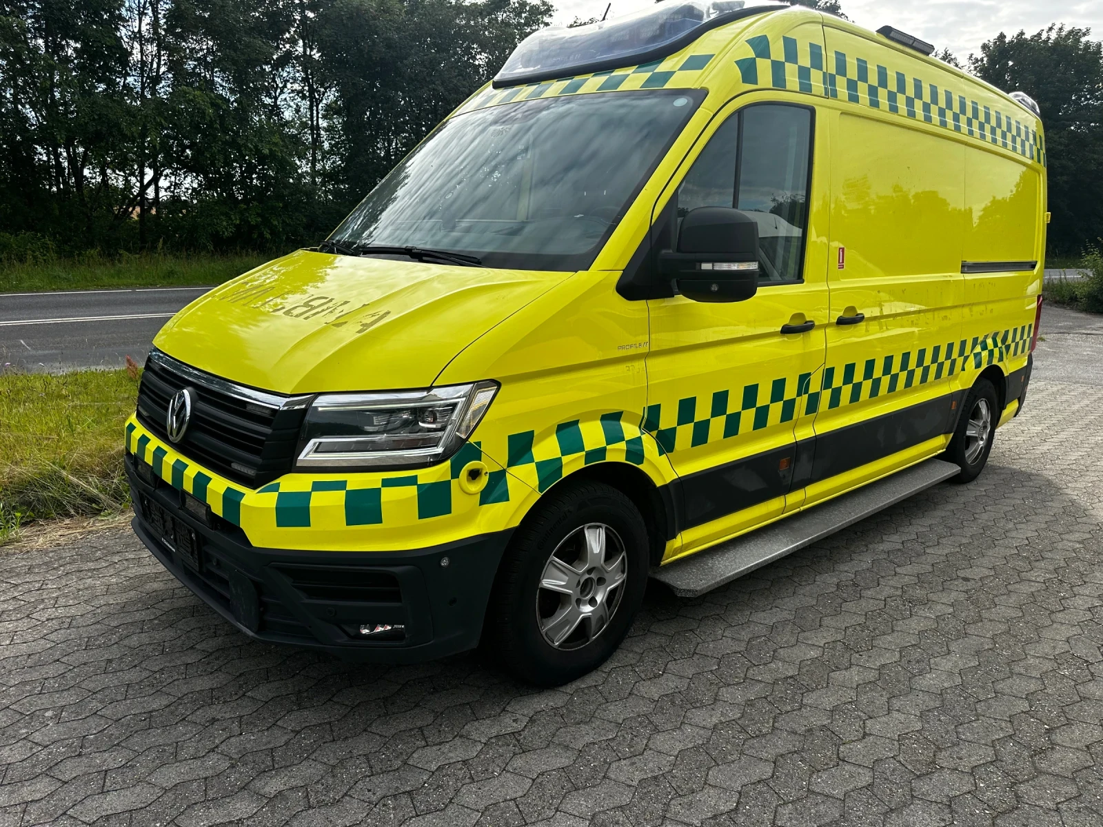 VW Crafter, снимка 2 - Бусове и автобуси - 55212645
