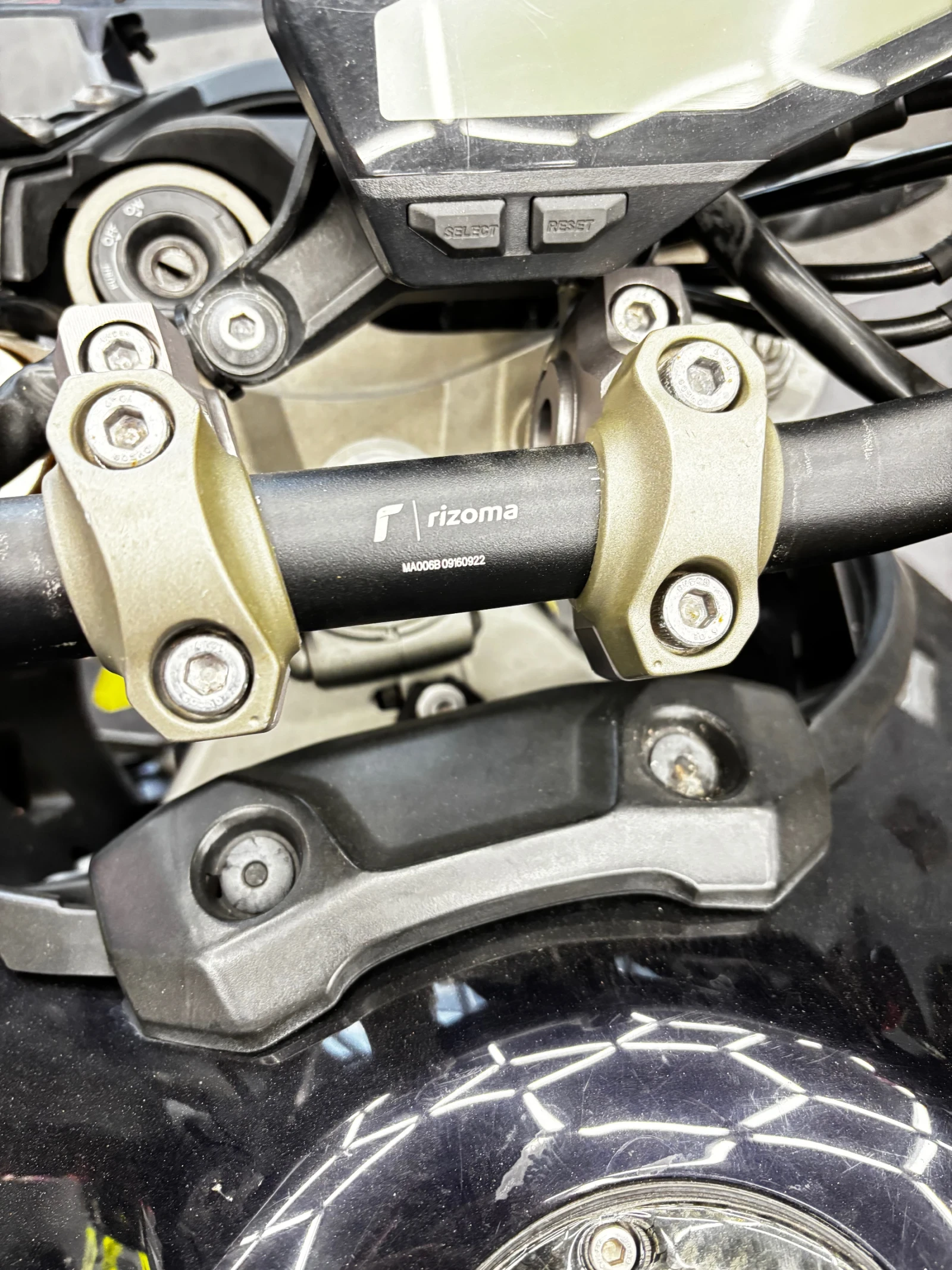 Yamaha Mt-09, снимка 8 - Мотоциклети и мототехника - 53877769