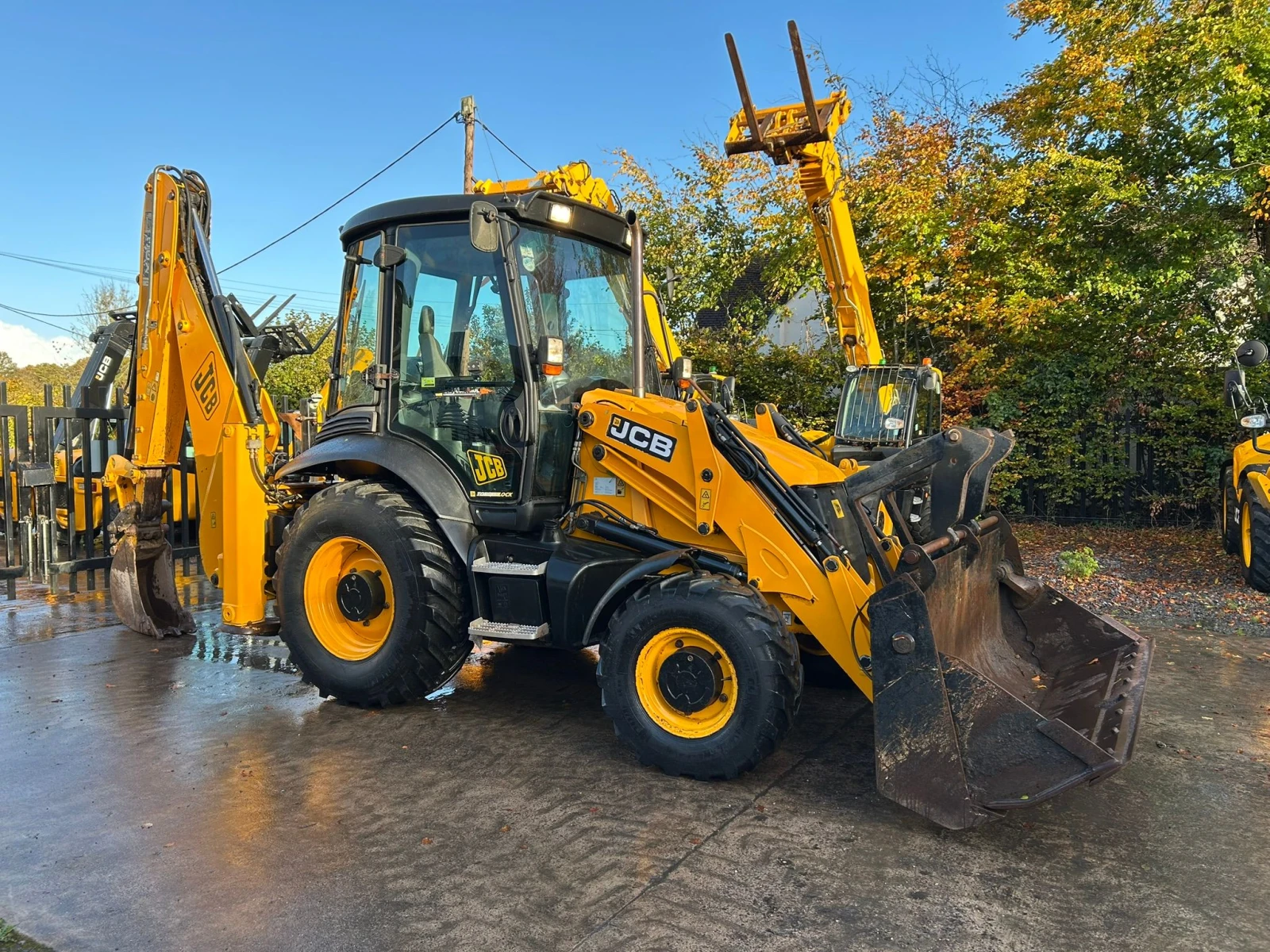 Багер JCB 3CX SiteMaster - изображение 2