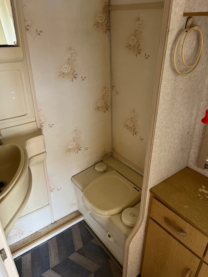 Каравана ABI ABBEI GTS215 Бартер за ATV 4X4, снимка 12 - Каравани и кемпери - 52093636