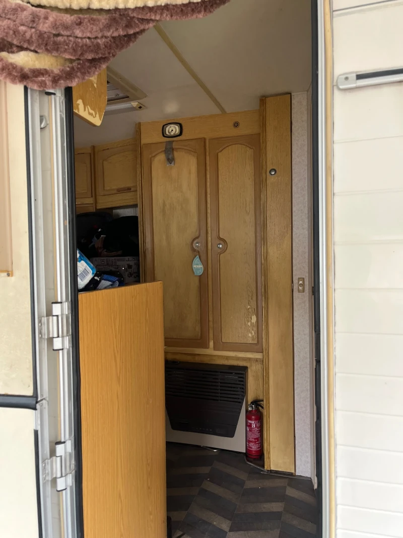 Каравана ABI ABBEI GTS215 Бартер за ATV 4X4, снимка 13 - Каравани и кемпери - 52093636