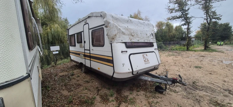Каравана Knaus Azur, снимка 11 - Каравани и кемпери - 52182019