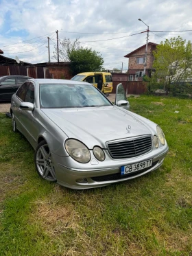 Mercedes-Benz E 320, снимка 1