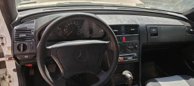 Mercedes-Benz C 180, снимка 4