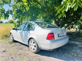 VW Bora 1, 6, снимка 3