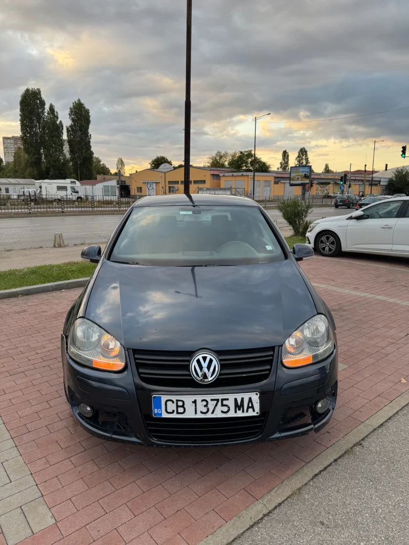 VW Golf 1.9, снимка 4 - Автомобили и джипове - 47511239