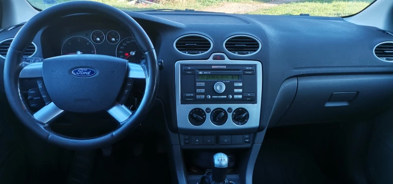 Ford Focus 1.6, снимка 6 - Автомобили и джипове - 48089034