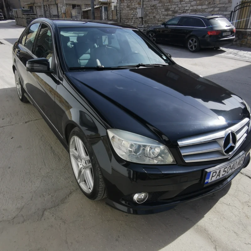 Mercedes-Benz C 220, снимка 1 - Автомобили и джипове - 49485377