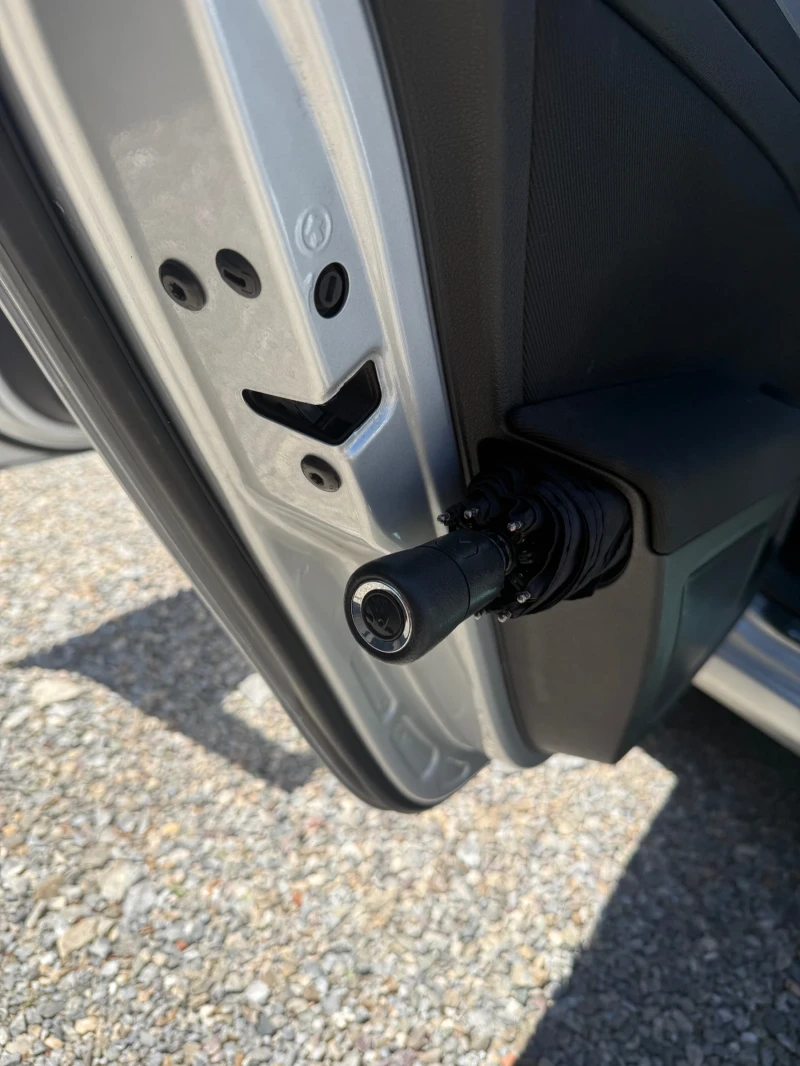 Skoda Superb 2.0 TDI; AUTOMATIC, снимка 14 - Автомобили и джипове - 50932938