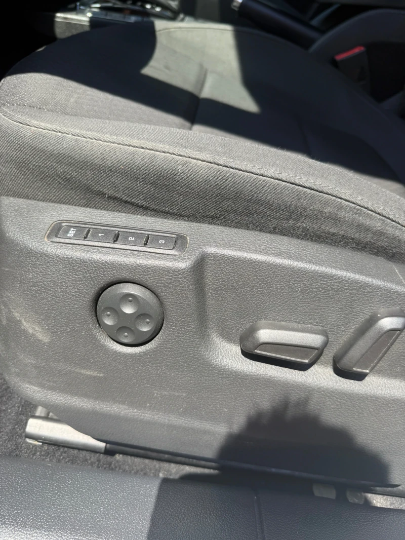 Skoda Superb 2.0 TDI; AUTOMATIC, снимка 10 - Автомобили и джипове - 50932938