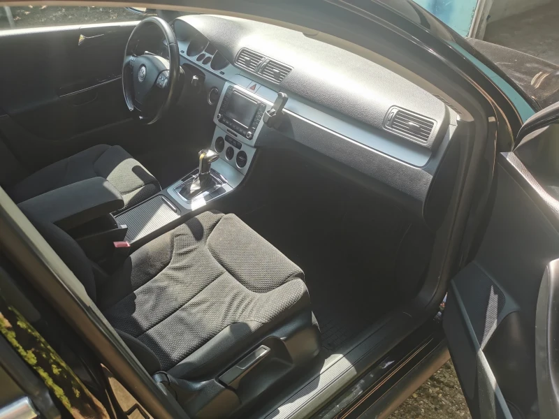 VW Passat Нави-Автомат-2.0BMP-8-клапана, снимка 7 - Автомобили и джипове - 52569023