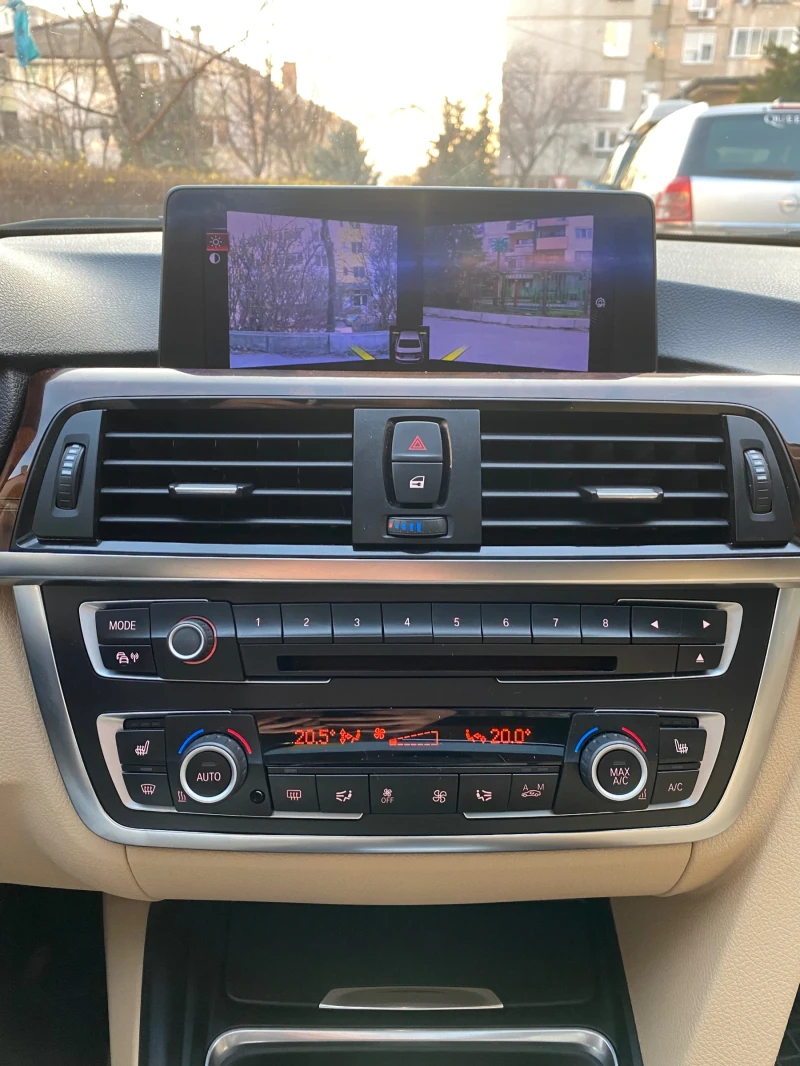 BMW 320 X-Drive LUXURY FULL , снимка 15 - Автомобили и джипове - 51597636