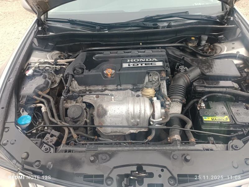 Honda Accord 2.2 150 ks , снимка 9 - Автомобили и джипове - 52534375