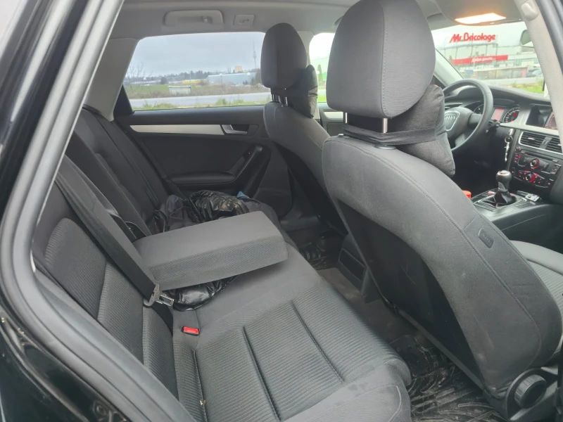 Audi A4, снимка 8 - Автомобили и джипове - 52892376