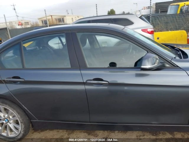 BMW 320 I , снимка 12 - Автомобили и джипове - 48692338