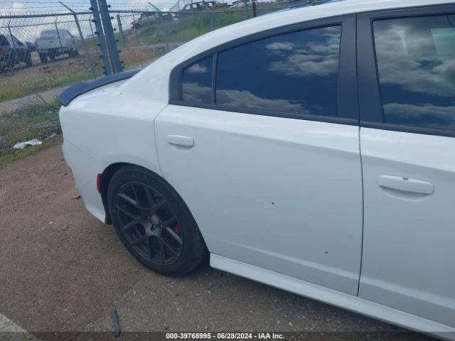 Dodge Charger R/T Scat Pack 6.4L V8 485кс * Лизинг* Опция за Газ - изображение 9