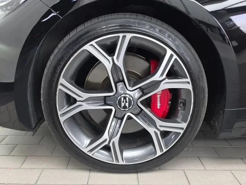Kia Stinger, снимка 5 - Автомобили и джипове - 56690350