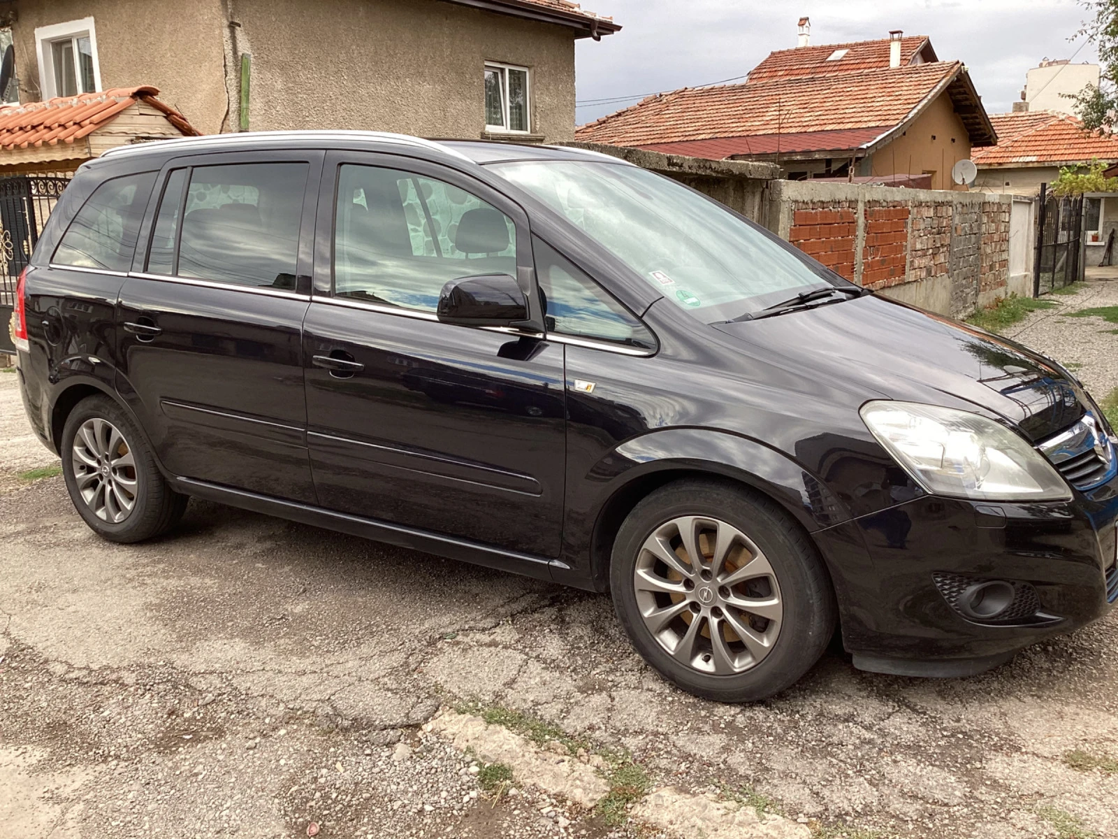 Opel Zafira 2.2 Kubik.150 k.с. - изображение 3