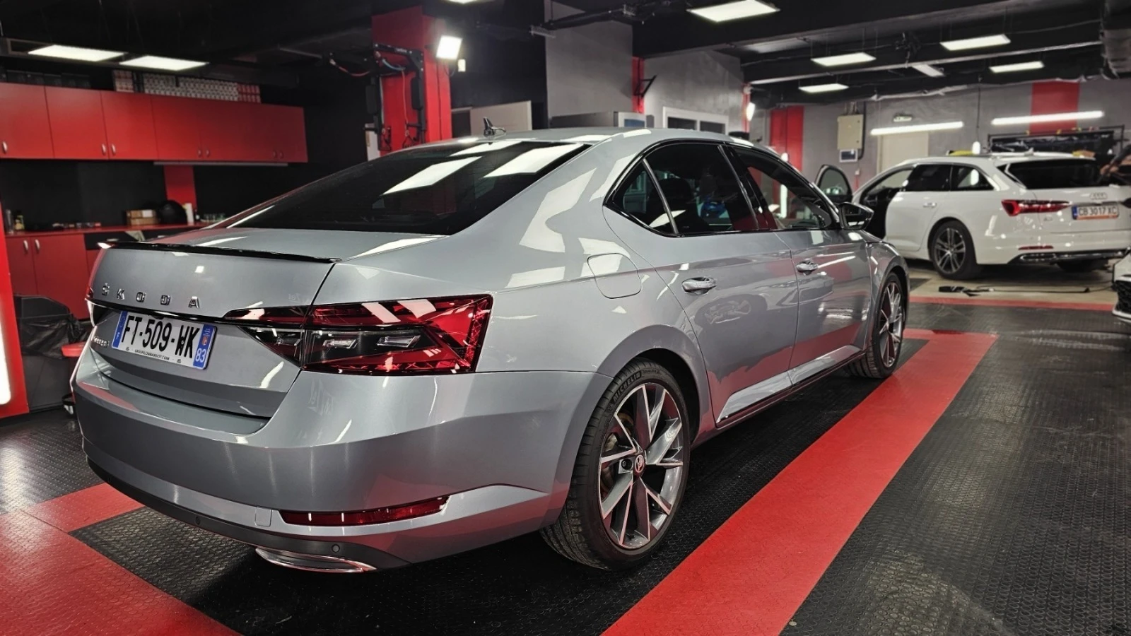 Skoda Superb Sport line - изображение 5