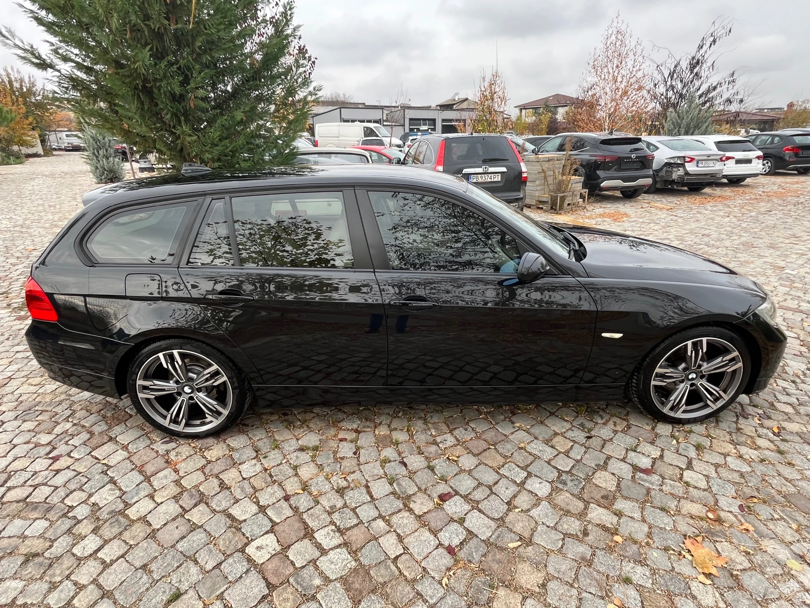 BMW 320  - изображение 8