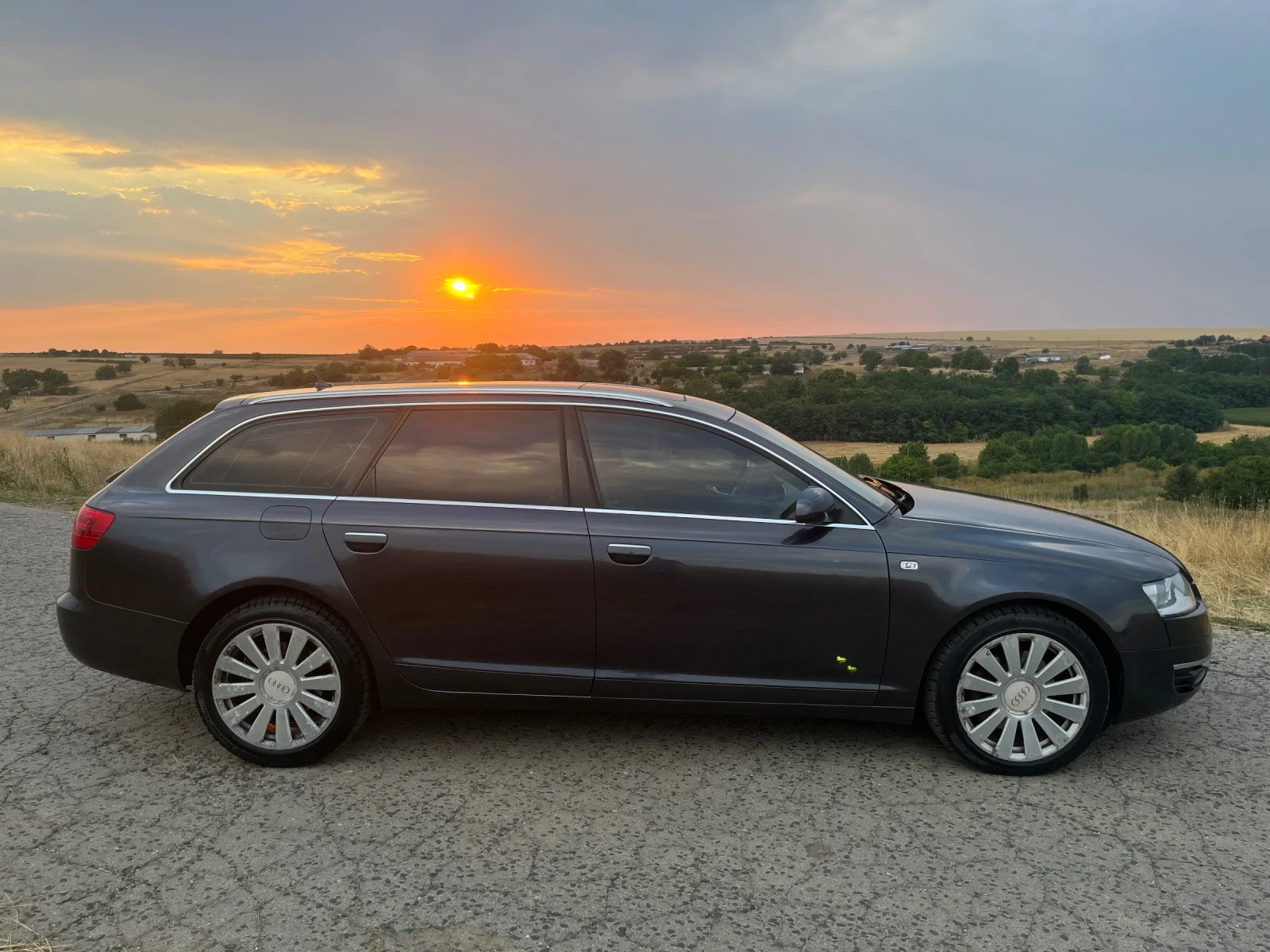 Audi A6 3000 - изображение 8