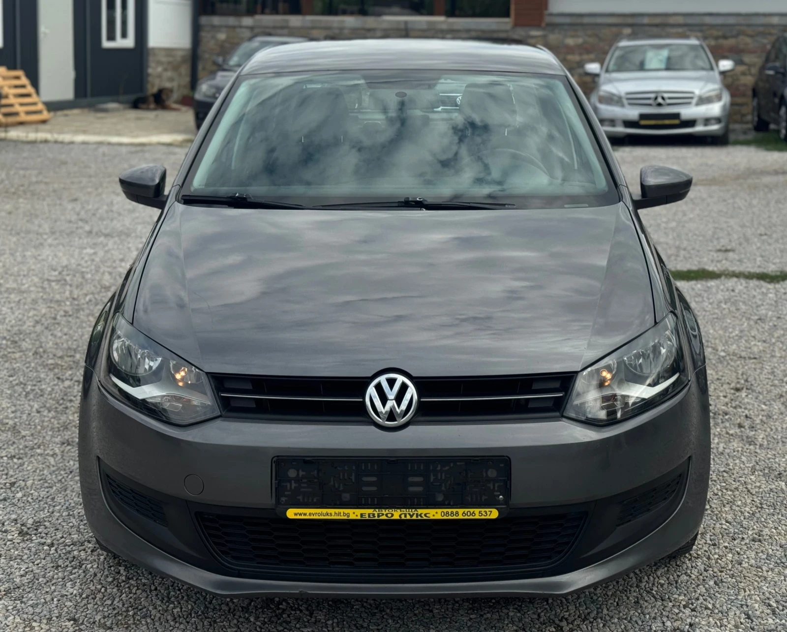 VW Polo 1.6TDI 90кс DSG - АВТОМАТИК НАВИ КЛИМАТИК ТОП - изображение 2