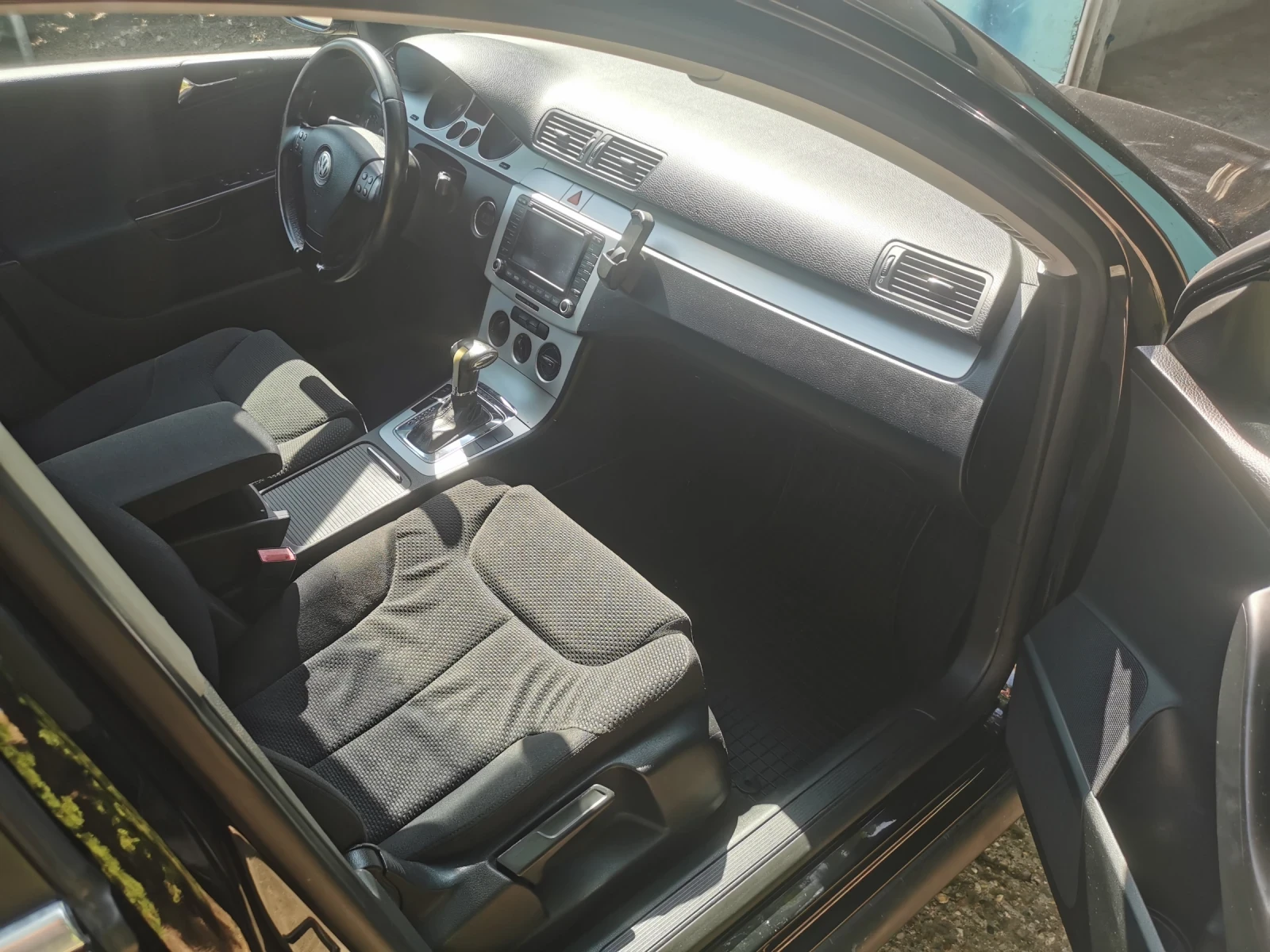 VW Passat Нави-Автомат-2.0BMP-8-клапана - изображение 7