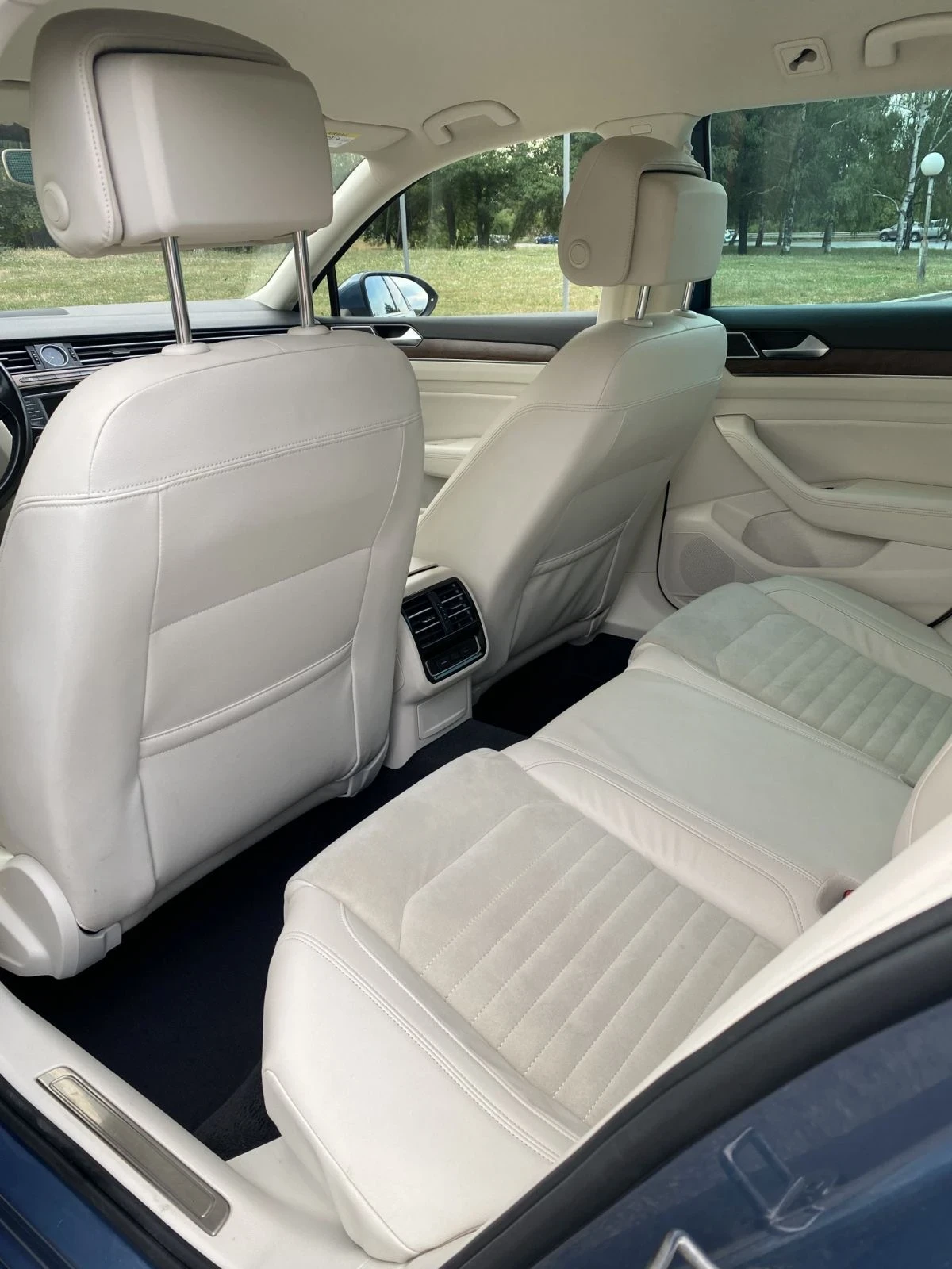 VW Passat 2.0 TDI/190 к.с./Подгрев/NAVI - изображение 10