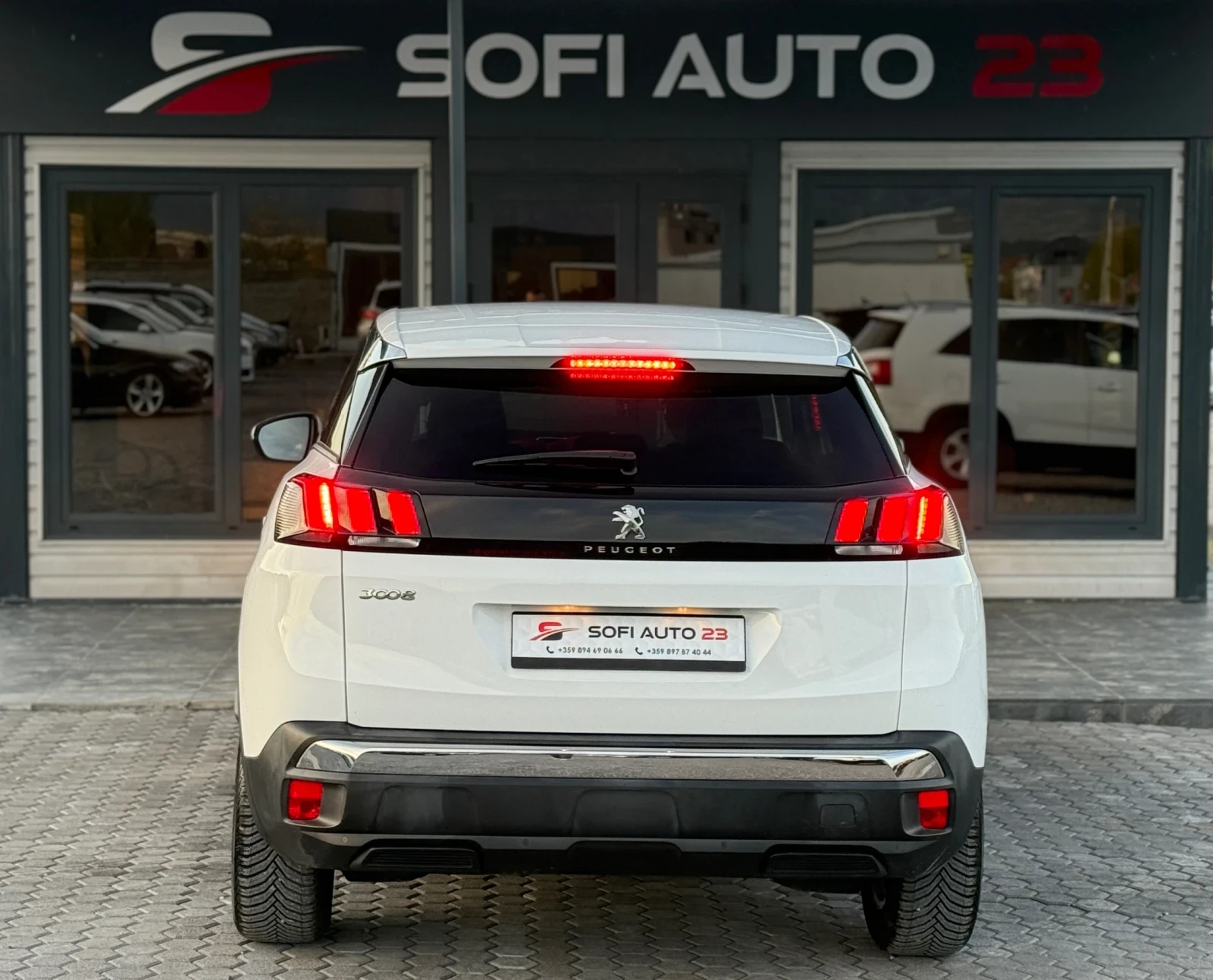 Peugeot 3008 1.6 HDI Отлично състояние! Пълна сервизна история! - изображение 6