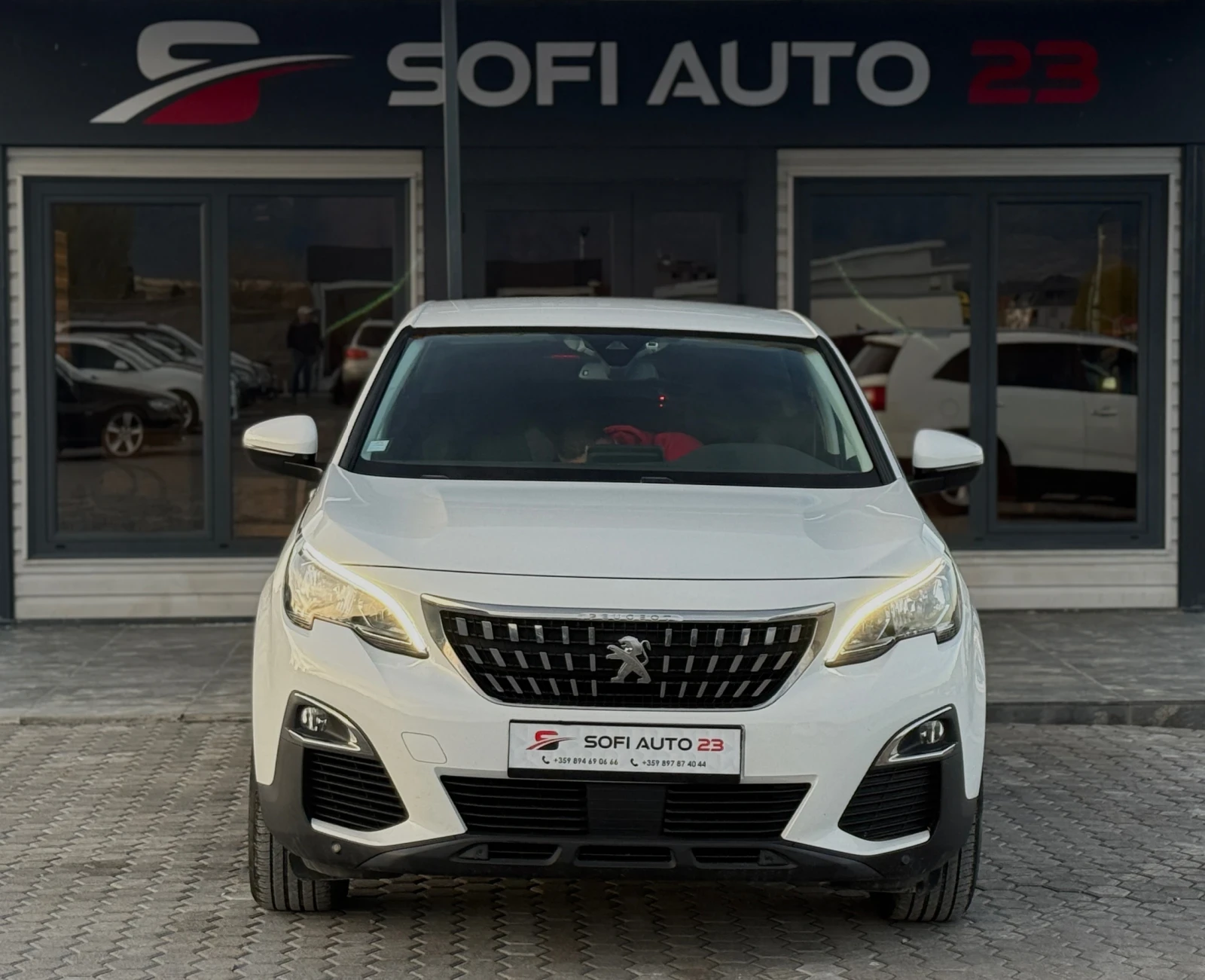Peugeot 3008 1.6 HDI Отлично състояние! Пълна сервизна история! - изображение 3