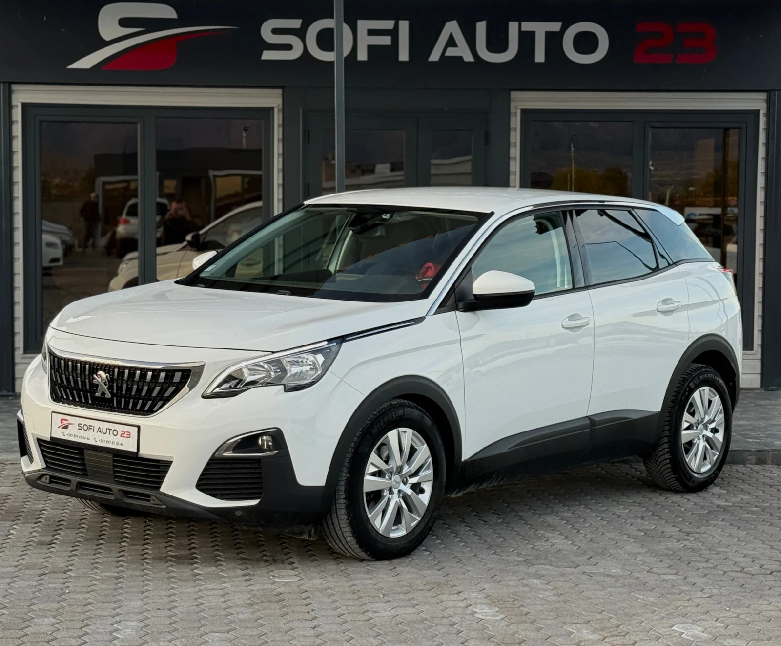 Peugeot 3008 1.6 HDI Отлично състояние! Пълна сервизна история! - изображение 2