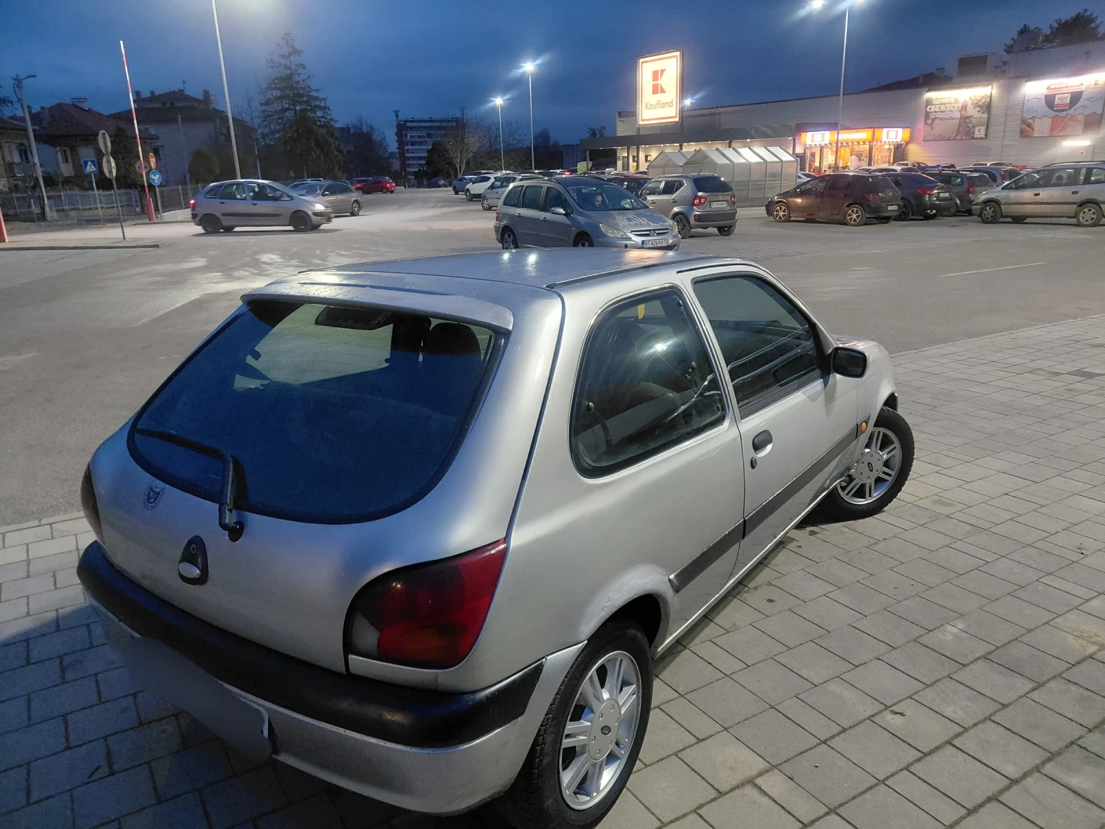 Ford Fiesta Ford Fiesta 1.2 Топ състояние  - изображение 4