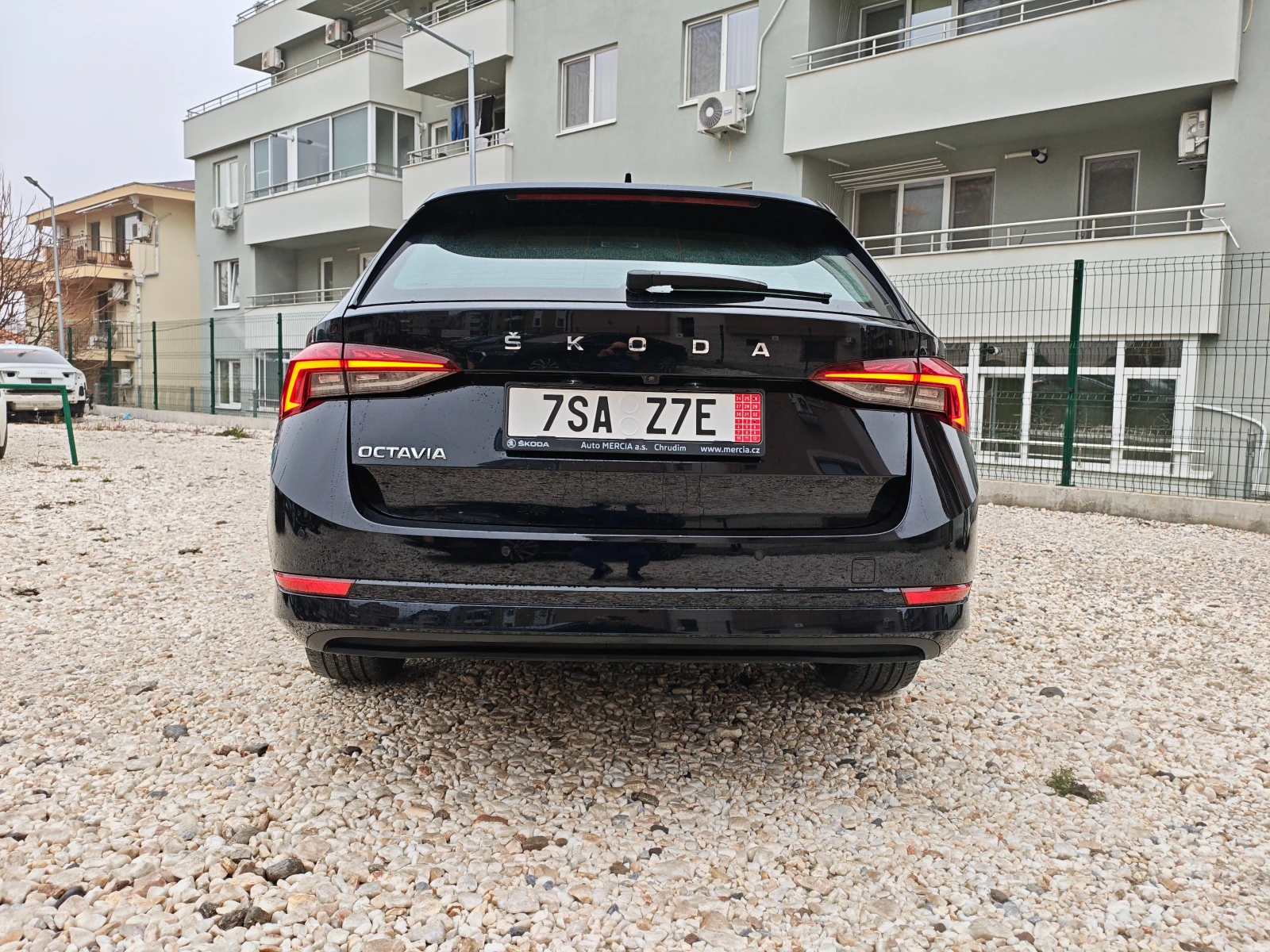 Skoda Octavia 2.0 Tdi DSG Style Plus - изображение 6