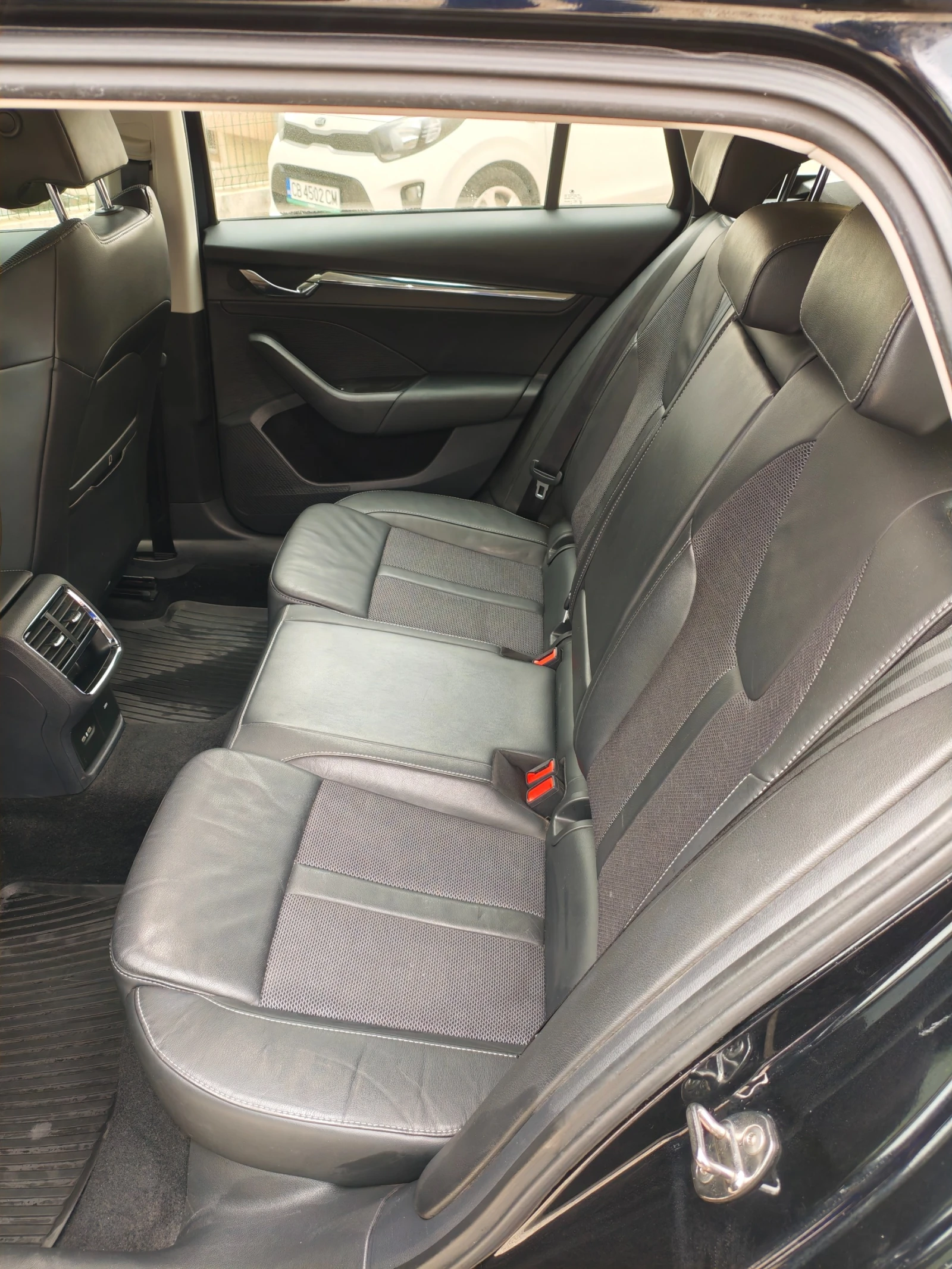 Skoda Octavia 2.0 Tdi DSG Style Plus | Mobile.bg � ����������� 11