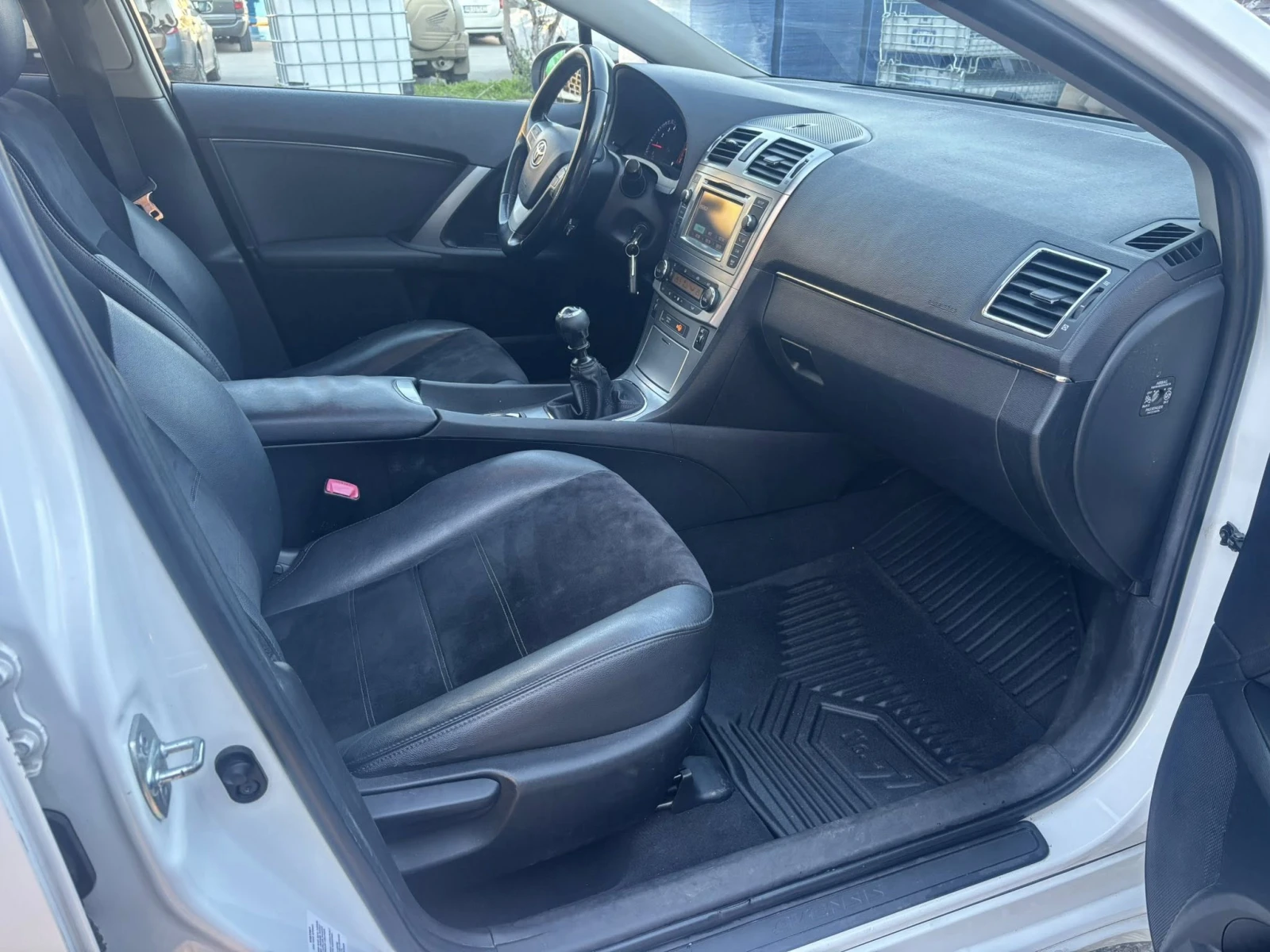 Toyota Avensis 1.8i EURO5 ��������� | Mobile.bg � ����������� 14