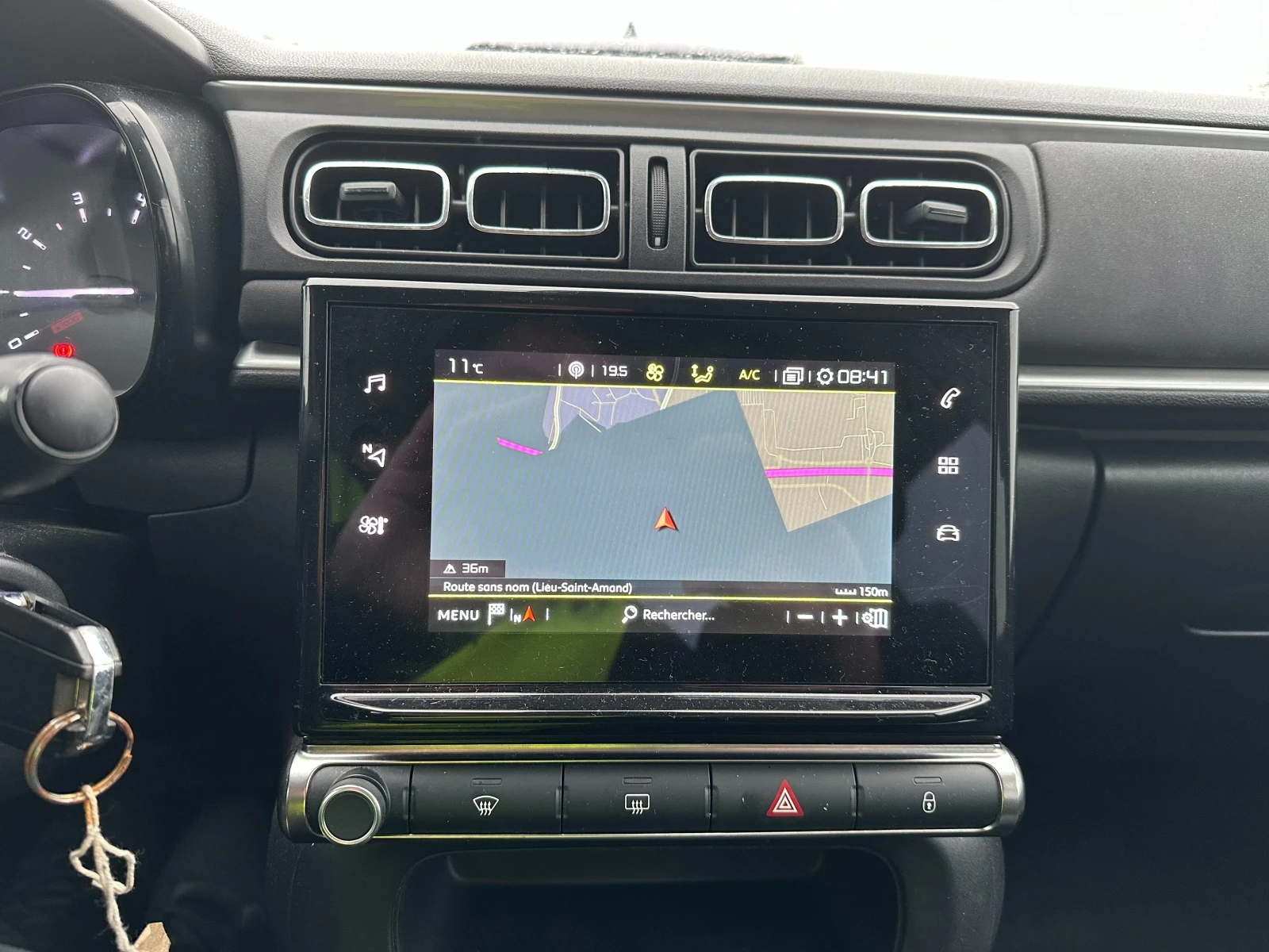 Citroen C3 1.2i Shine, снимка 6 - Автомобили и джипове - 53900192