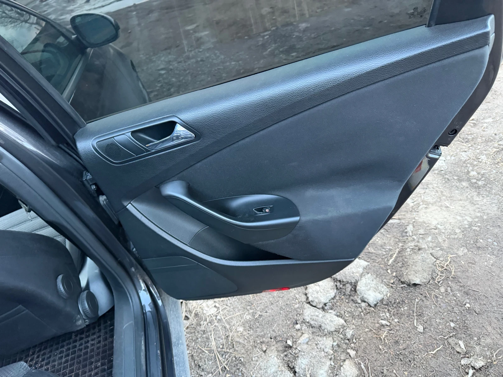 VW Passat, снимка 6 - Автомобили и джипове - 54004244