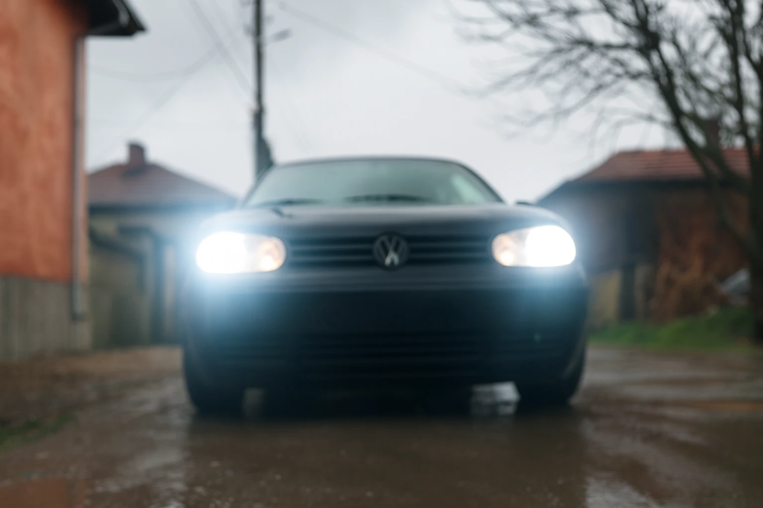 VW Golf 1.8T GTI, снимка 2 - Автомобили и джипове - 54066230