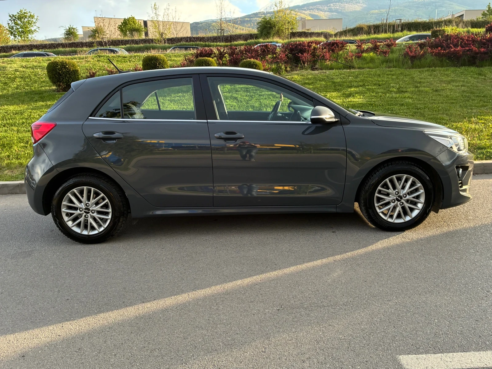 Kia Rio, снимка 4 - Автомобили и джипове - 54392174