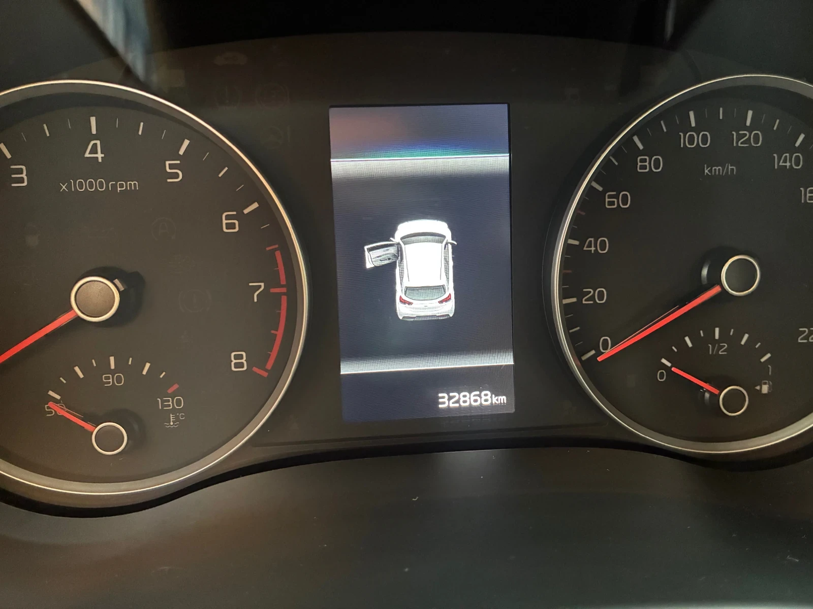 Kia Rio, снимка 16 - Автомобили и джипове - 54392174