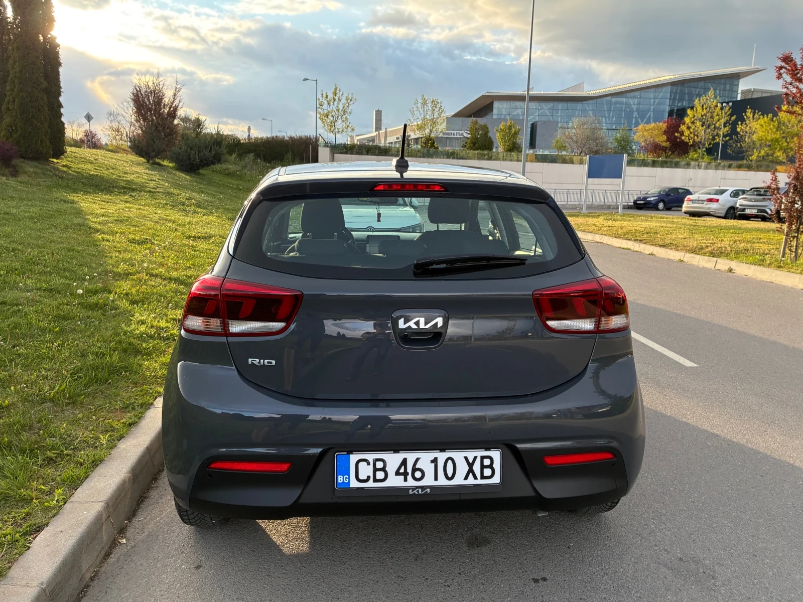 Kia Rio, снимка 3 - Автомобили и джипове - 54392174