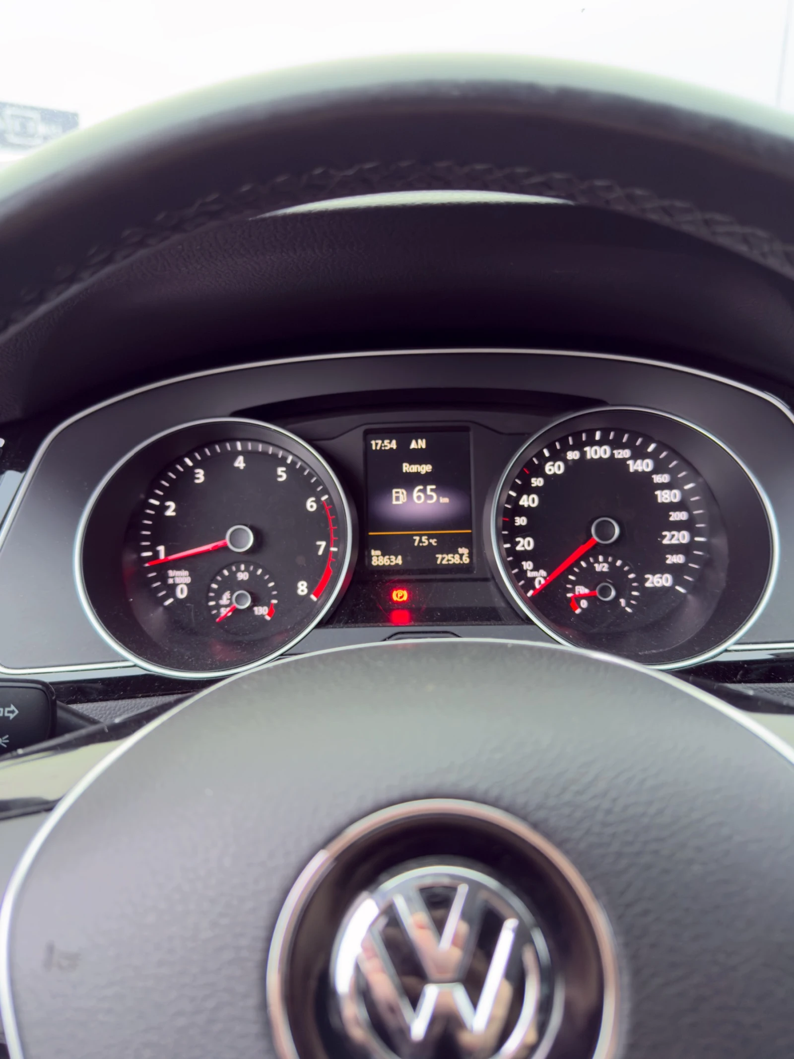 VW Passat, снимка 11 - Автомобили и джипове - 54403020