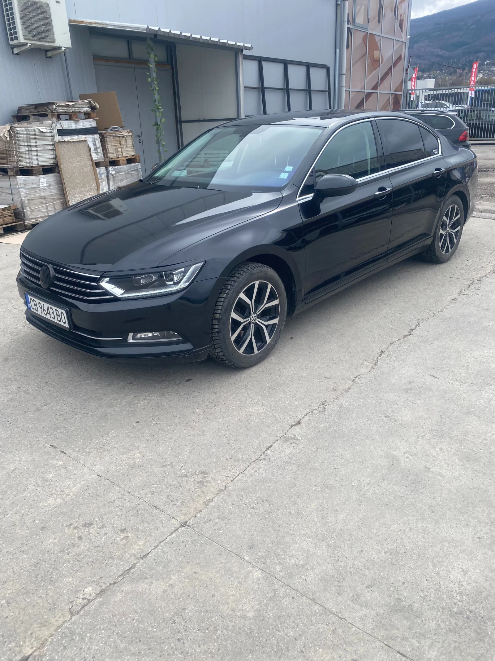 VW Passat, снимка 6 - Автомобили и джипове - 54403020