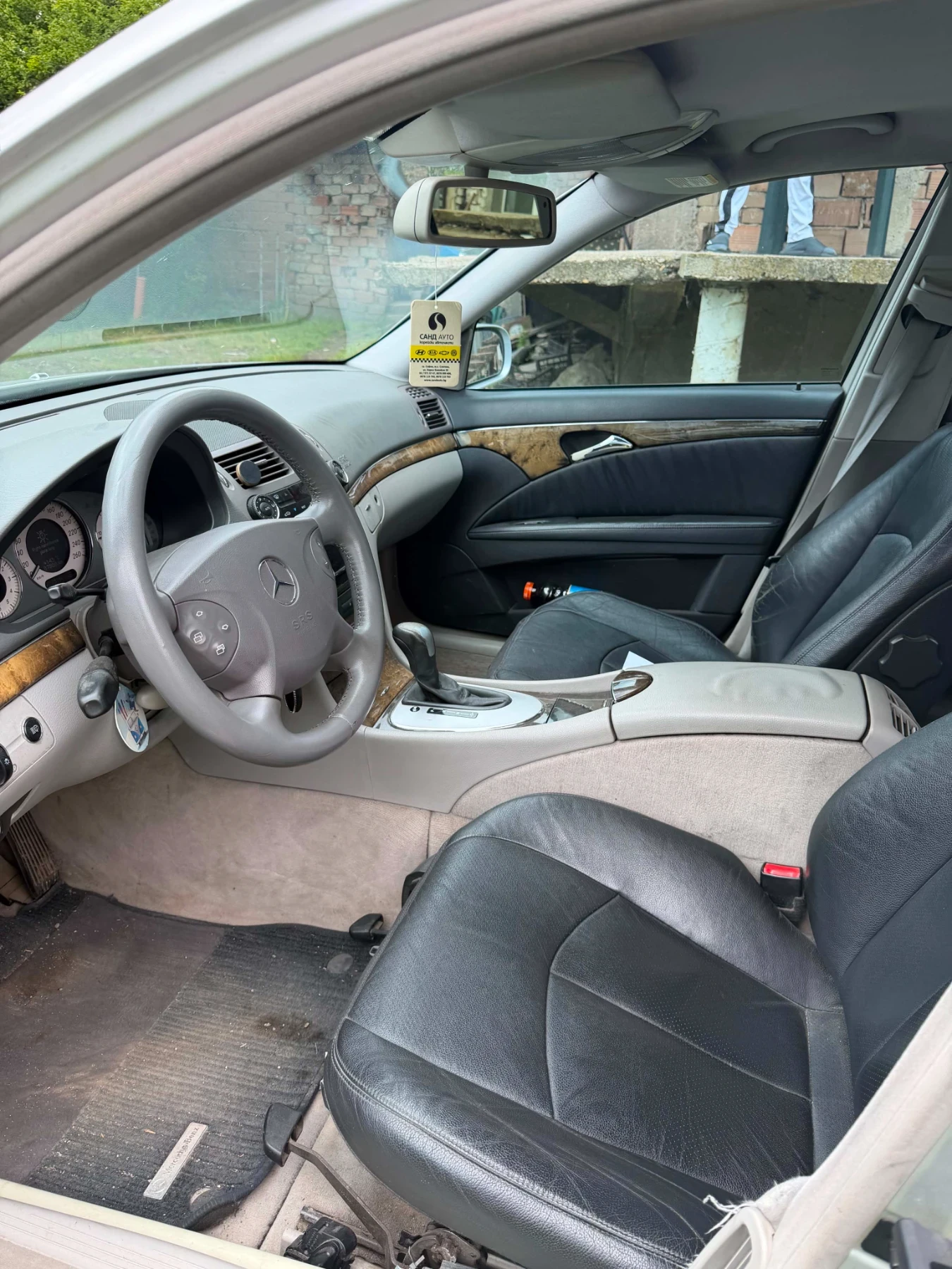 Mercedes-Benz E 320, снимка 5 - Автомобили и джипове - 54627752
